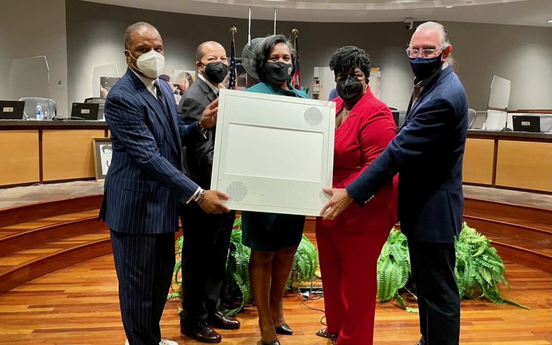 ATLANTA LEADERS DONATE AIR PURIFIERS TO HELP ENSURE SAFE REOPENING OF ATLANTA PUBLIC SCHOOLS